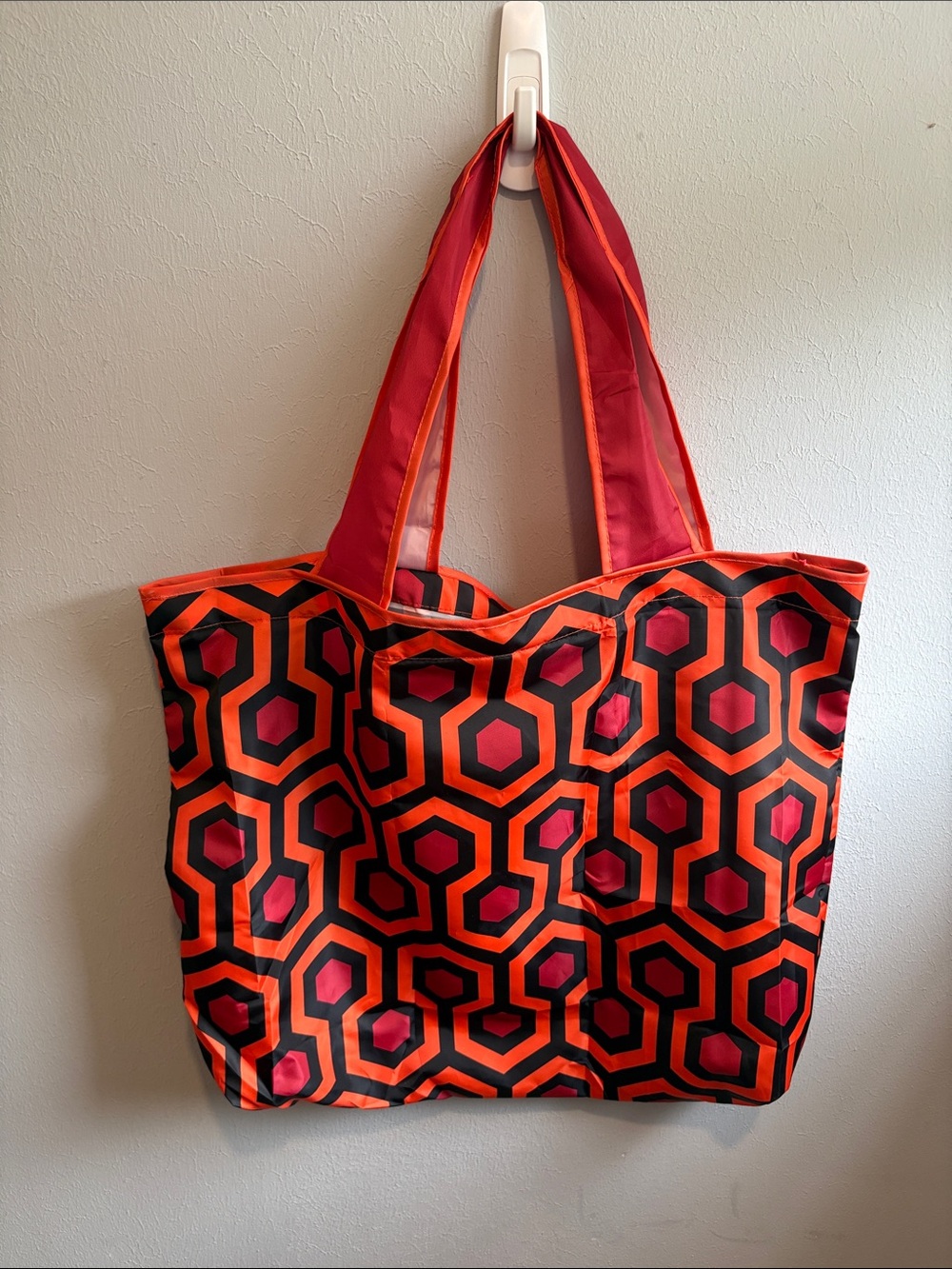 Shining tote